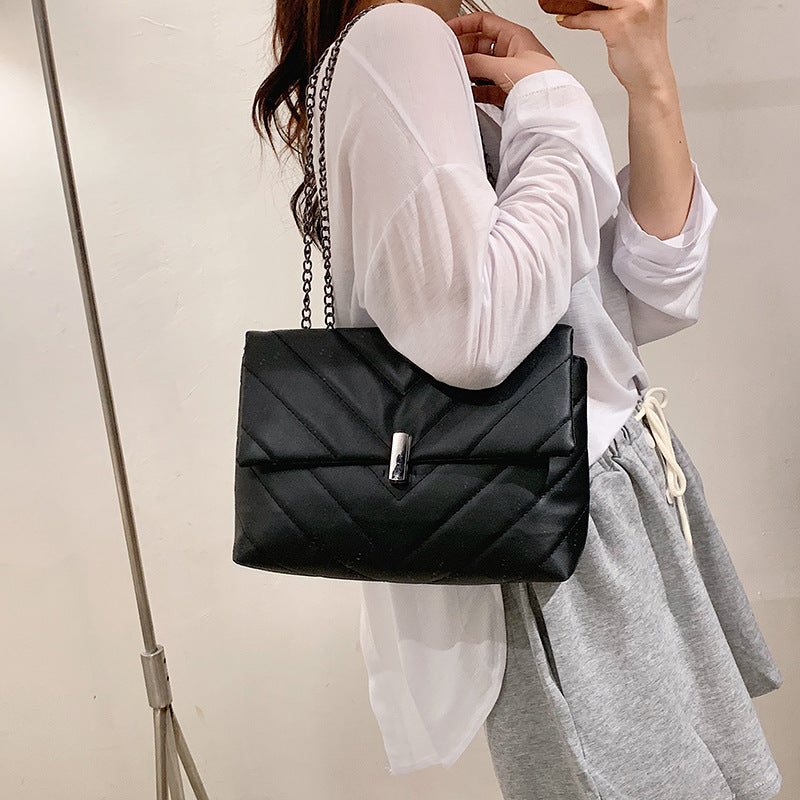 Women's Fashion Chain Crossbody Single Shoulder Bag