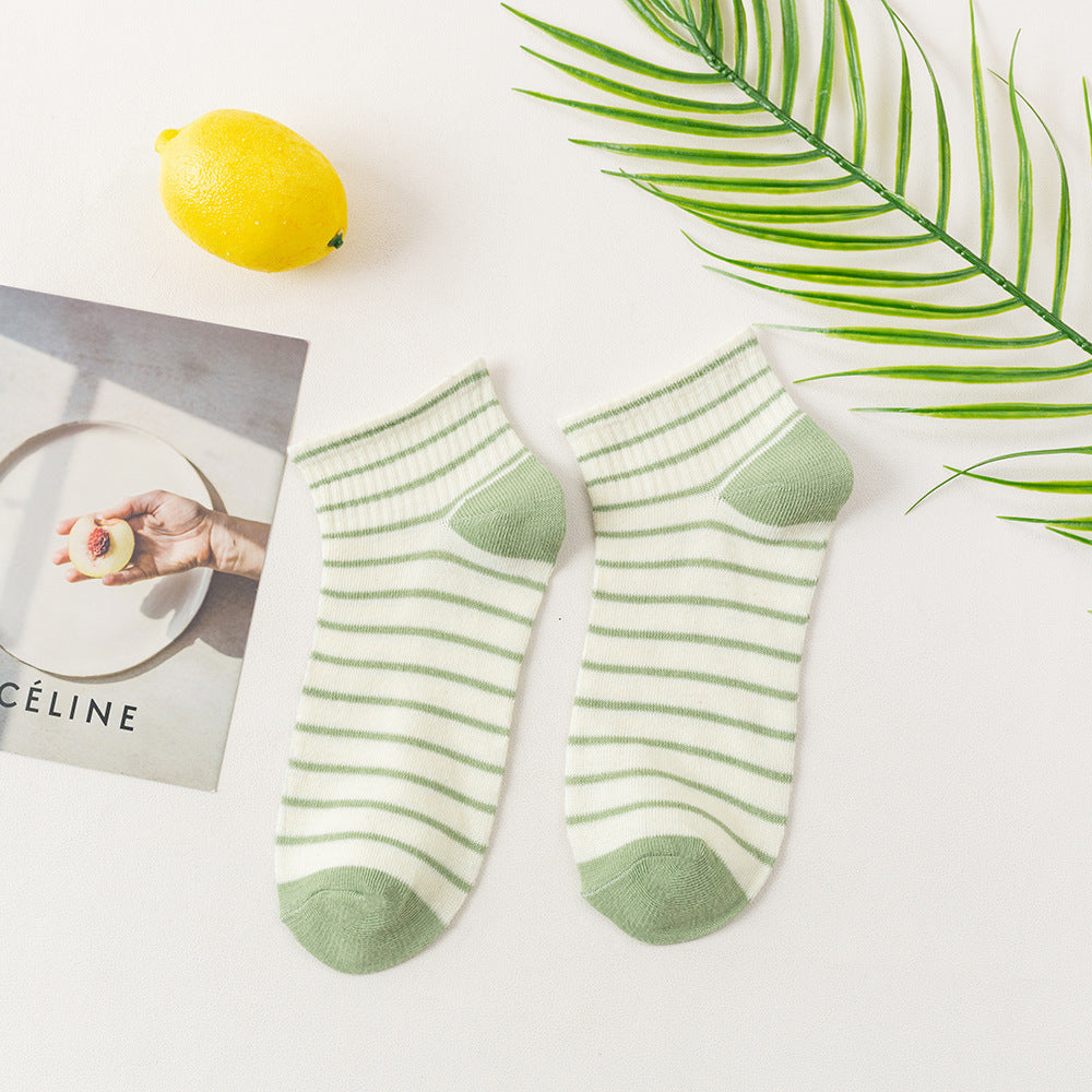 Women's Fashion Simple Avocado Short Tube Socks