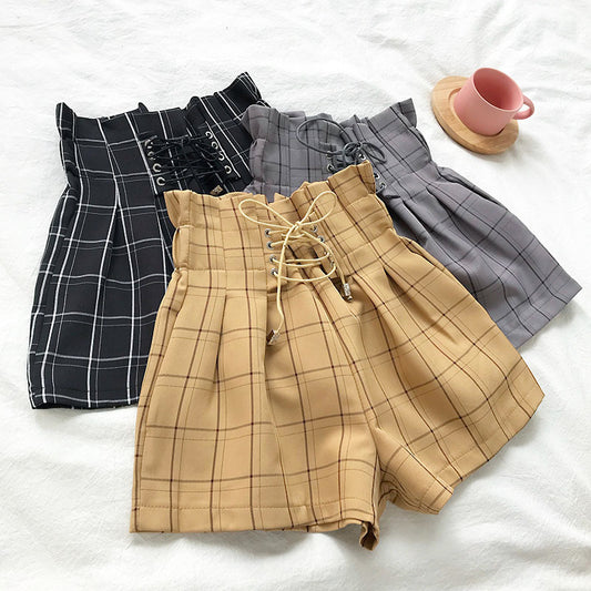 Flower bud tie plaid shorts