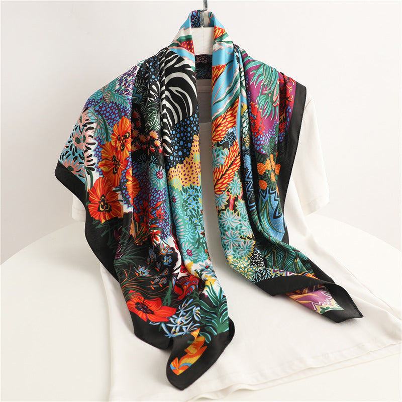 Ladies Fashion Simple Retro Printed Square Scarf