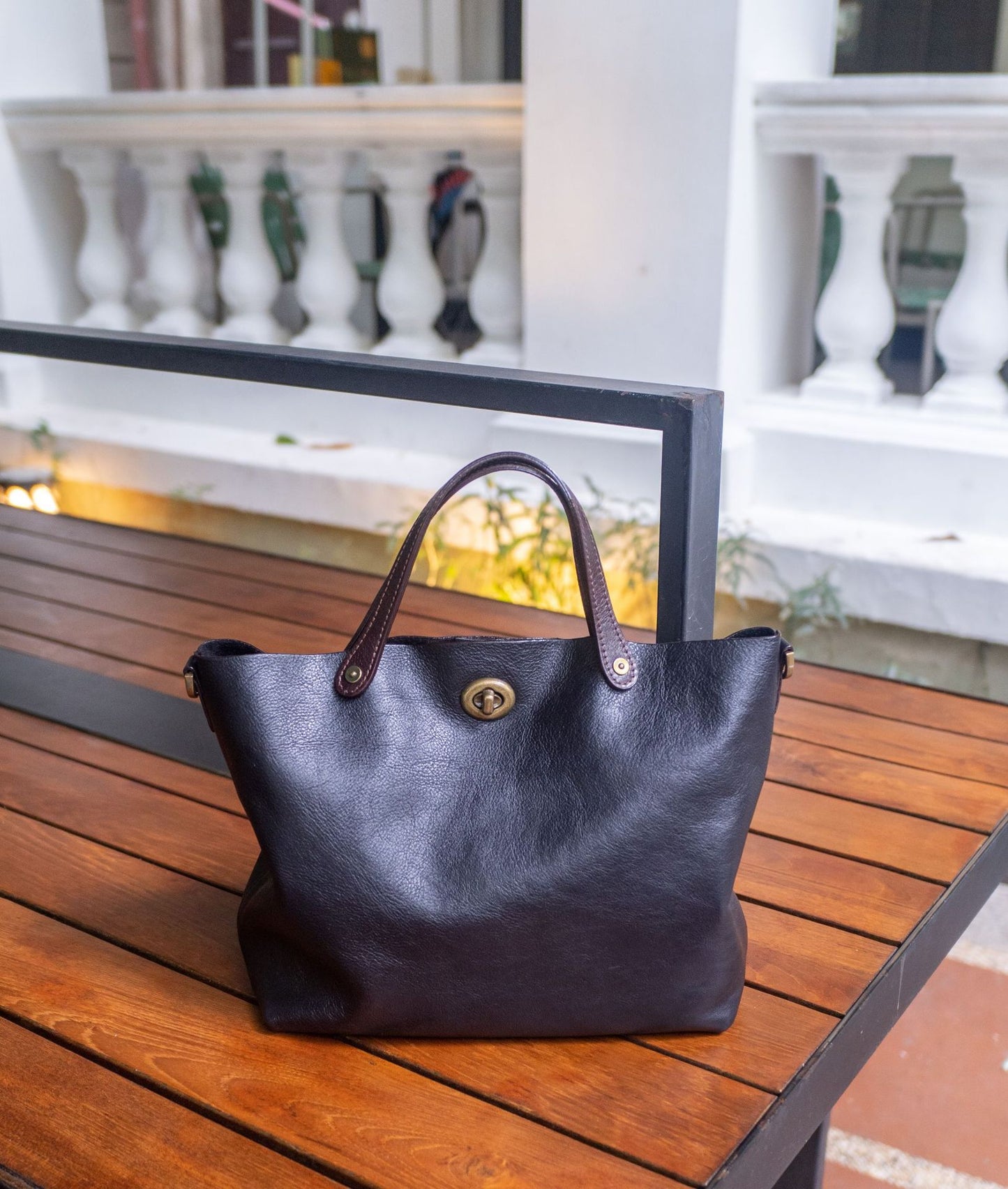 Vintage Full-Grain Vegetable-Tanned Leather Tote Bag