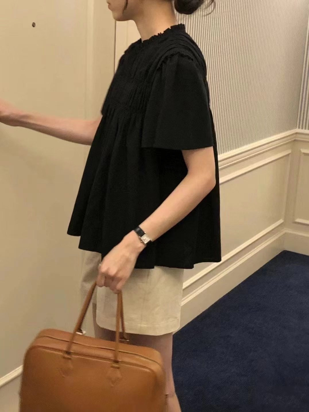 Cute Youth-looking Round Neck Pleated Doll Shirt Short Sleeve Shirt