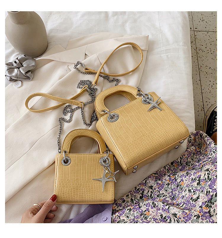 Fashion all-match portable chain shoulder messenger bag
