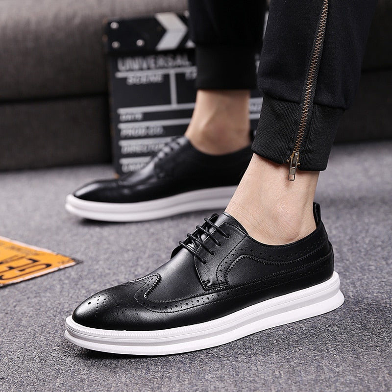 Vintage brogues til mænd udskåret design