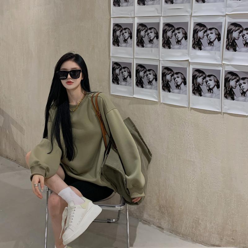 Women's Loose Green Long Sleeve Round Neck Top
