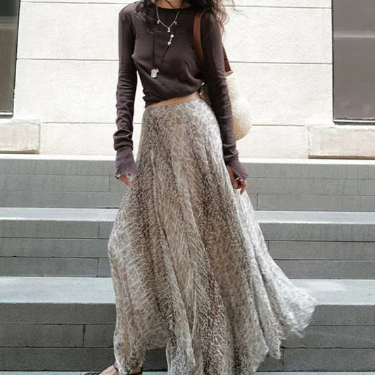 Women's Stylish Western-Style Coffee-Colored Printed Skirt Set