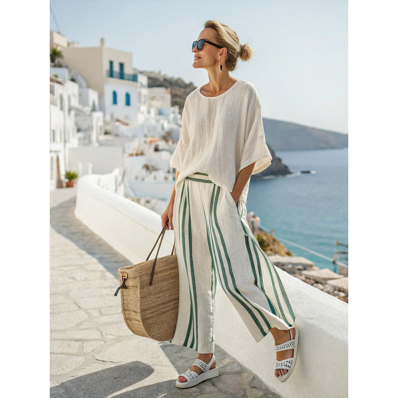 Fashionable Loose Crew-Neck Printed Short-Sleeve Shirt And Pants Set
