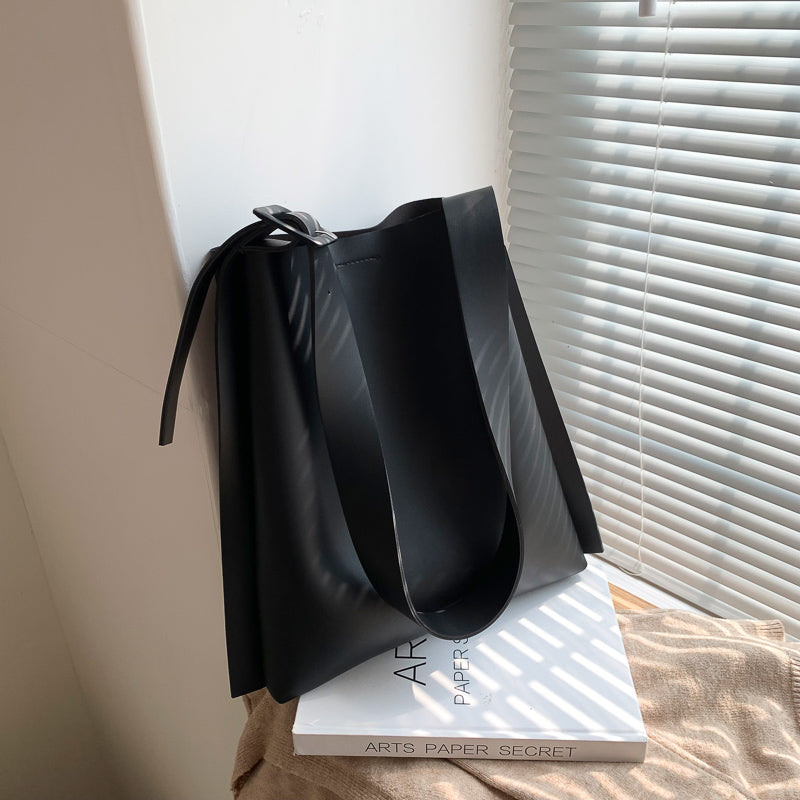 Women's Fashionable And Versatile Single Shoulder Large Capacity Crossbody Bag
