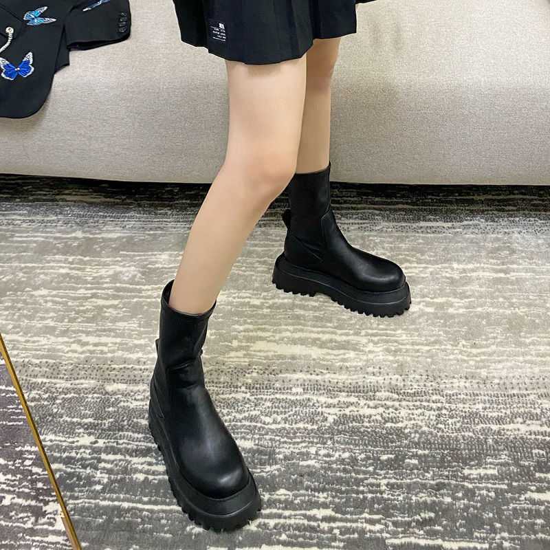 Mid Tube Thick Sole Heightening Ins British Short Boots