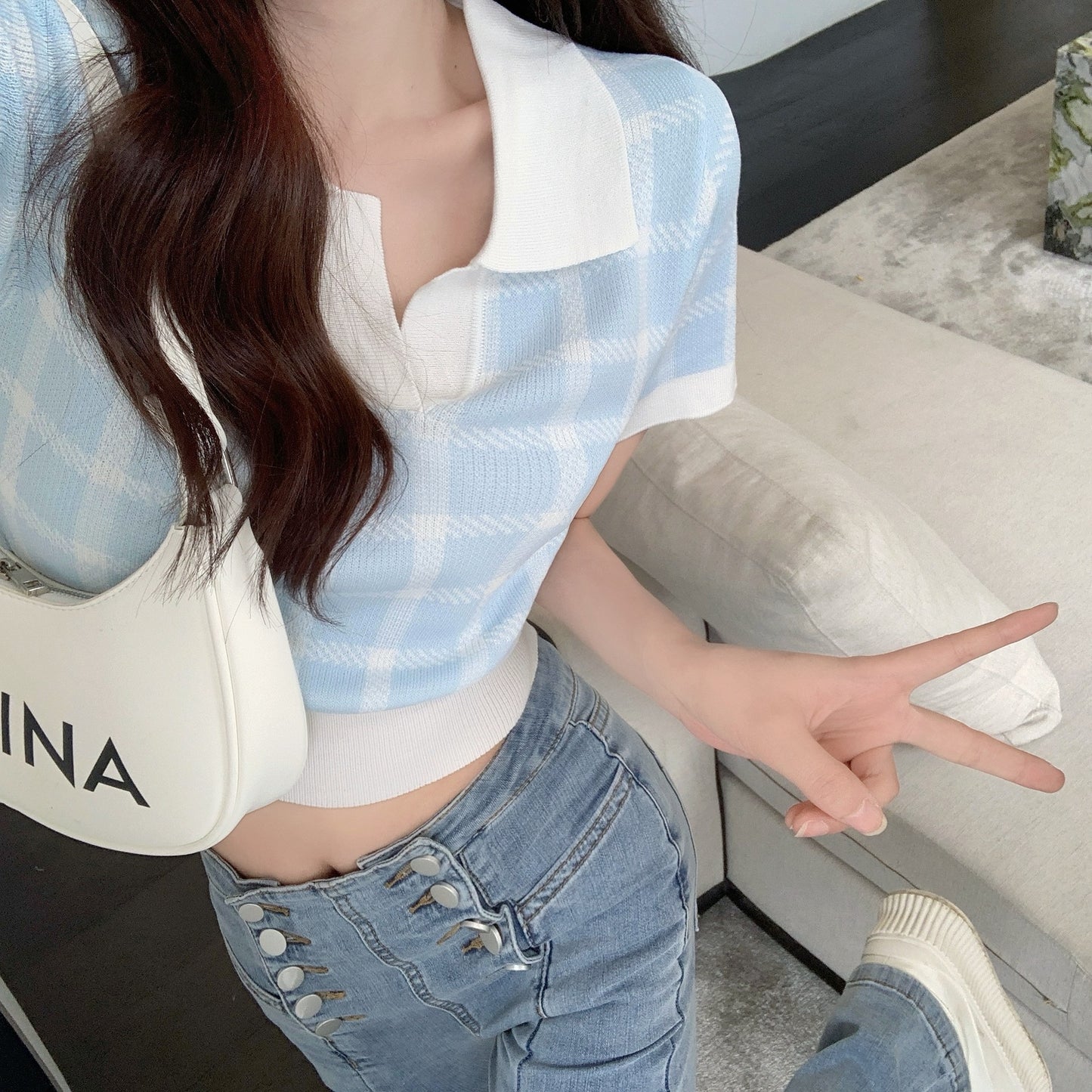 Women's High Waist Short Knitted Top With Design Sense