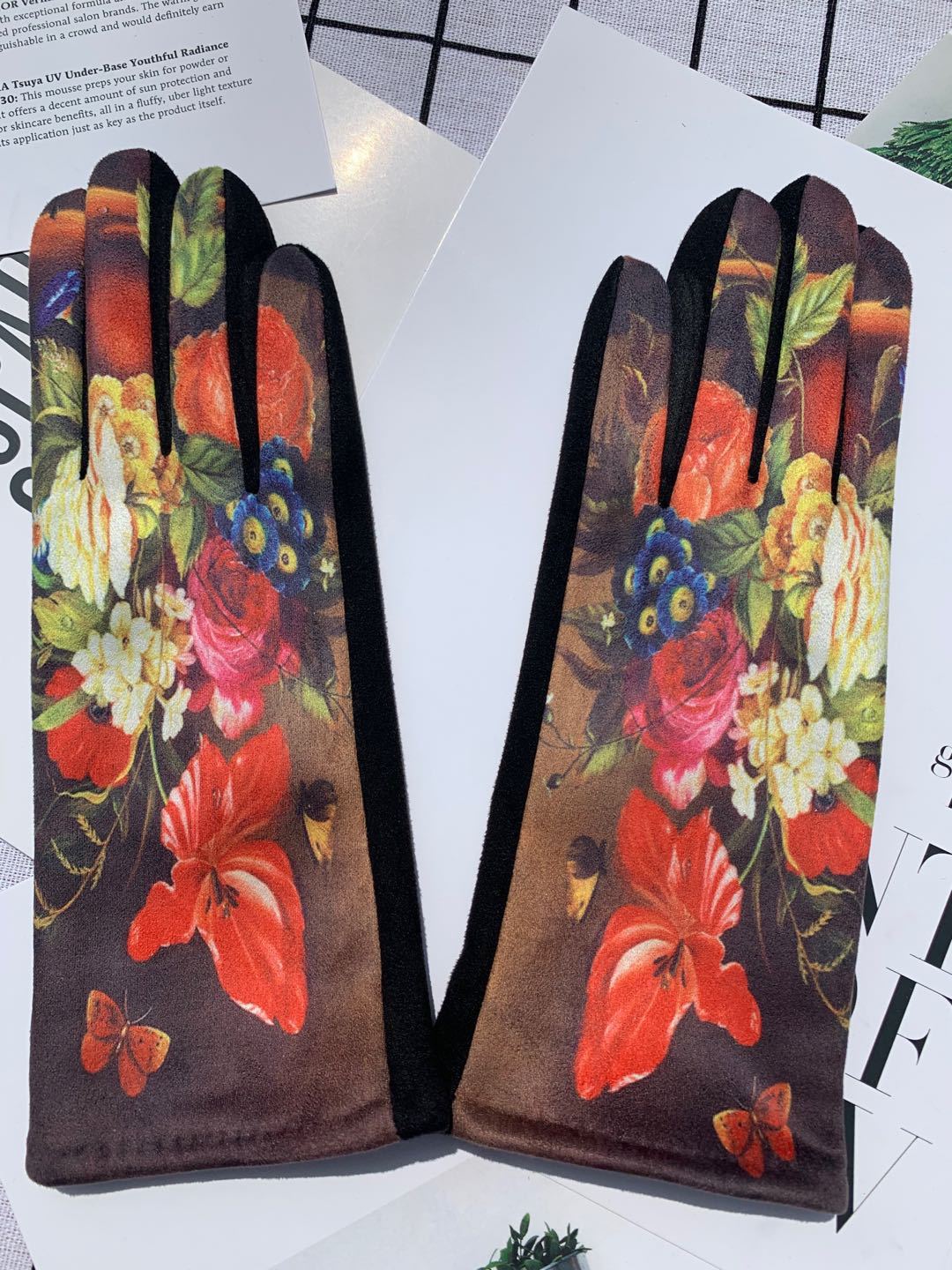 Autumn And Winter Fashion Trends Oil Painting Gloves AB Suede