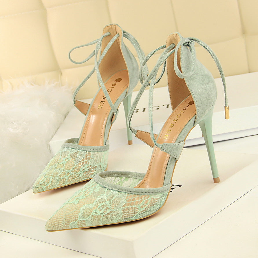Mesh lace cross cut sandals