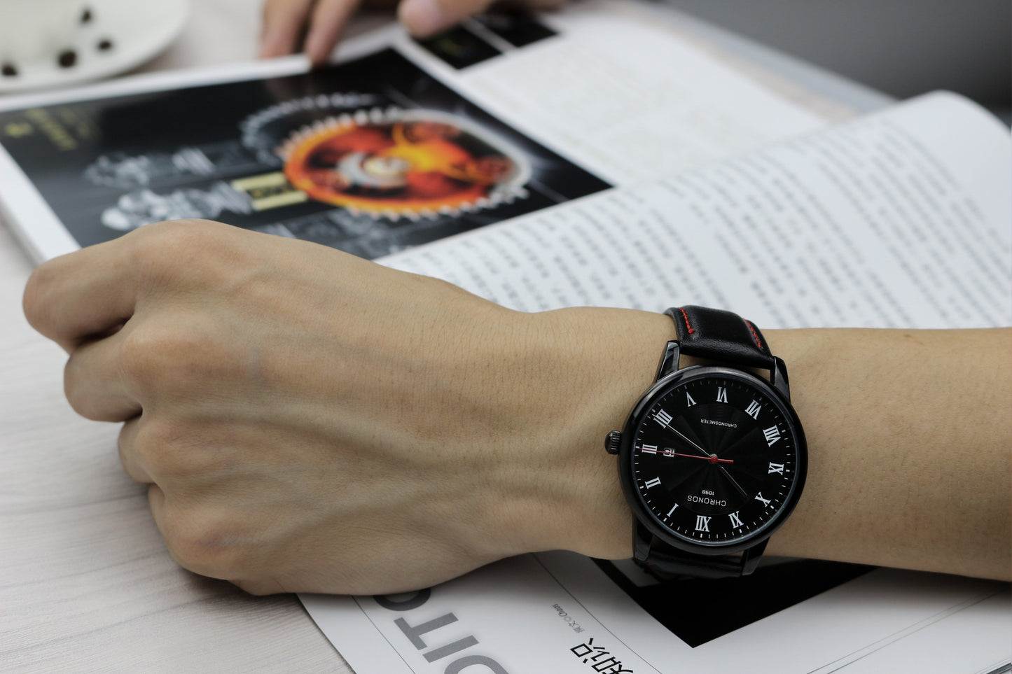 Simple Roman scale watch