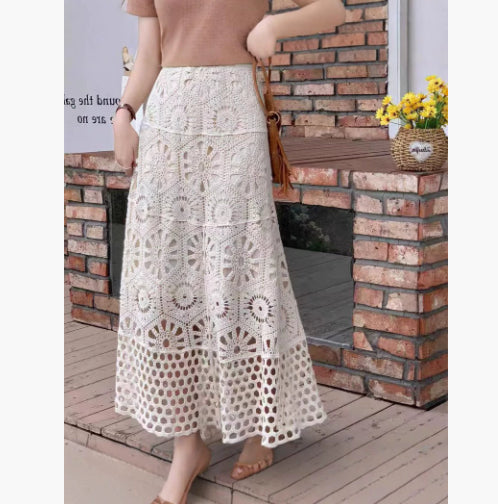 French Retro Hollow Knitted Big Hem Skirt
