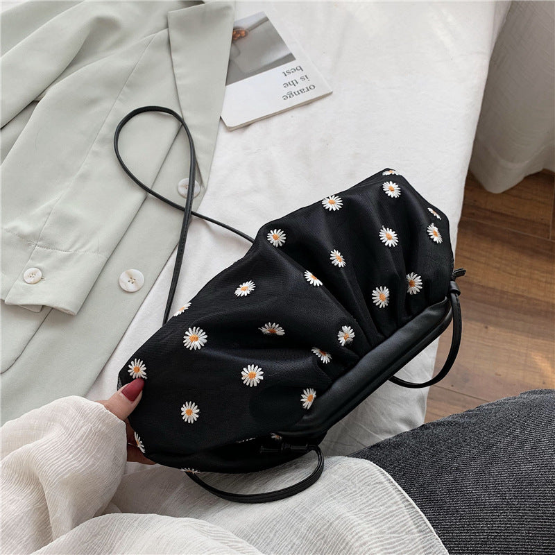 Daisy mesh cloud bag