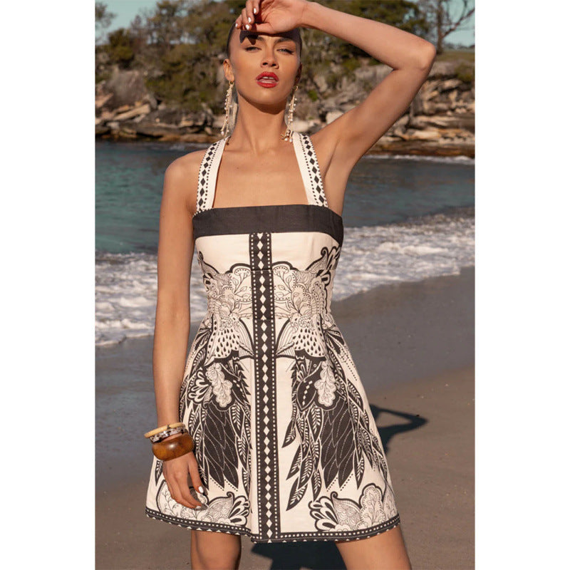 Short Dress With A Back Pleat And A Positioned Print