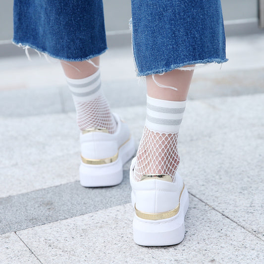 Purchasing the same paragraph silver wire parallel bars women's sports and leisure network socks socks piled socks spot black and white
