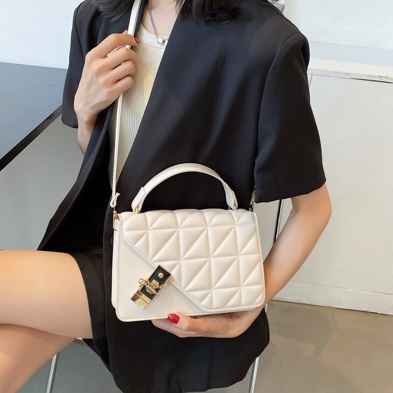 New Chain Casual Rhombus One Shoulder Messenger Bag