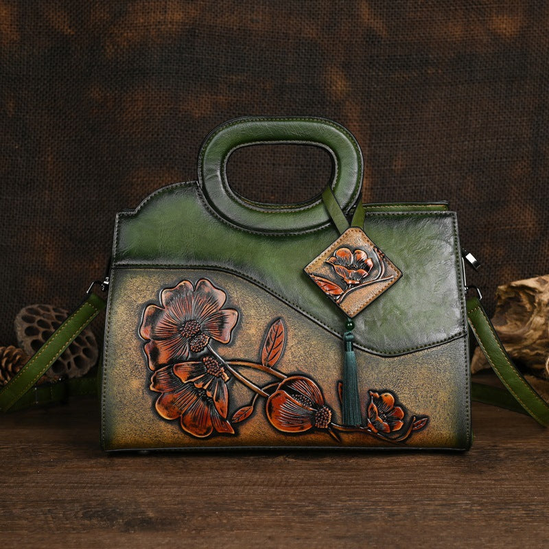 Retro bærbar crossbody-taske med prægning og børstet finish i etnisk stil til kvinder