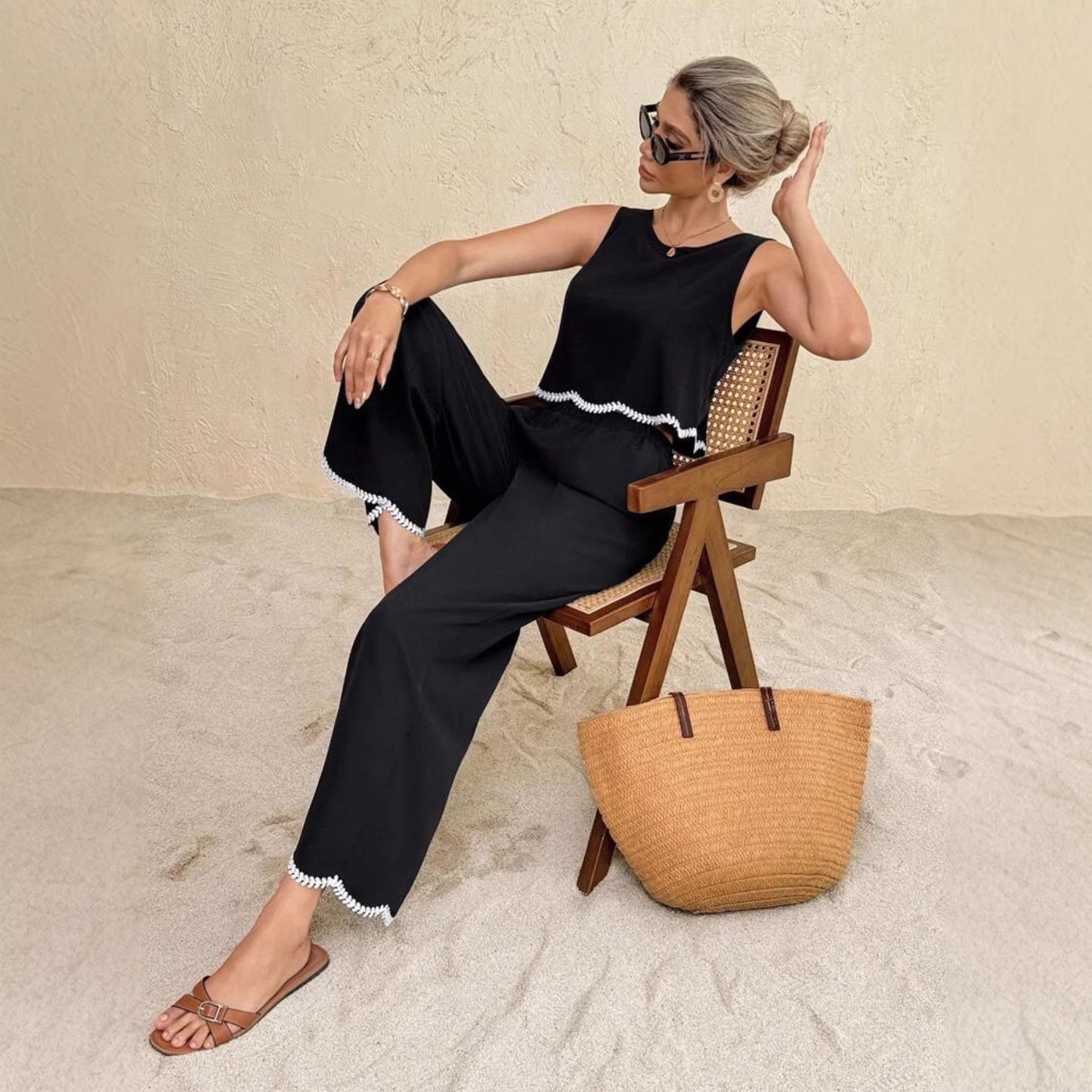 Fashionable Resort-Style Casual Camisole Top And Pants Two-Piece Set