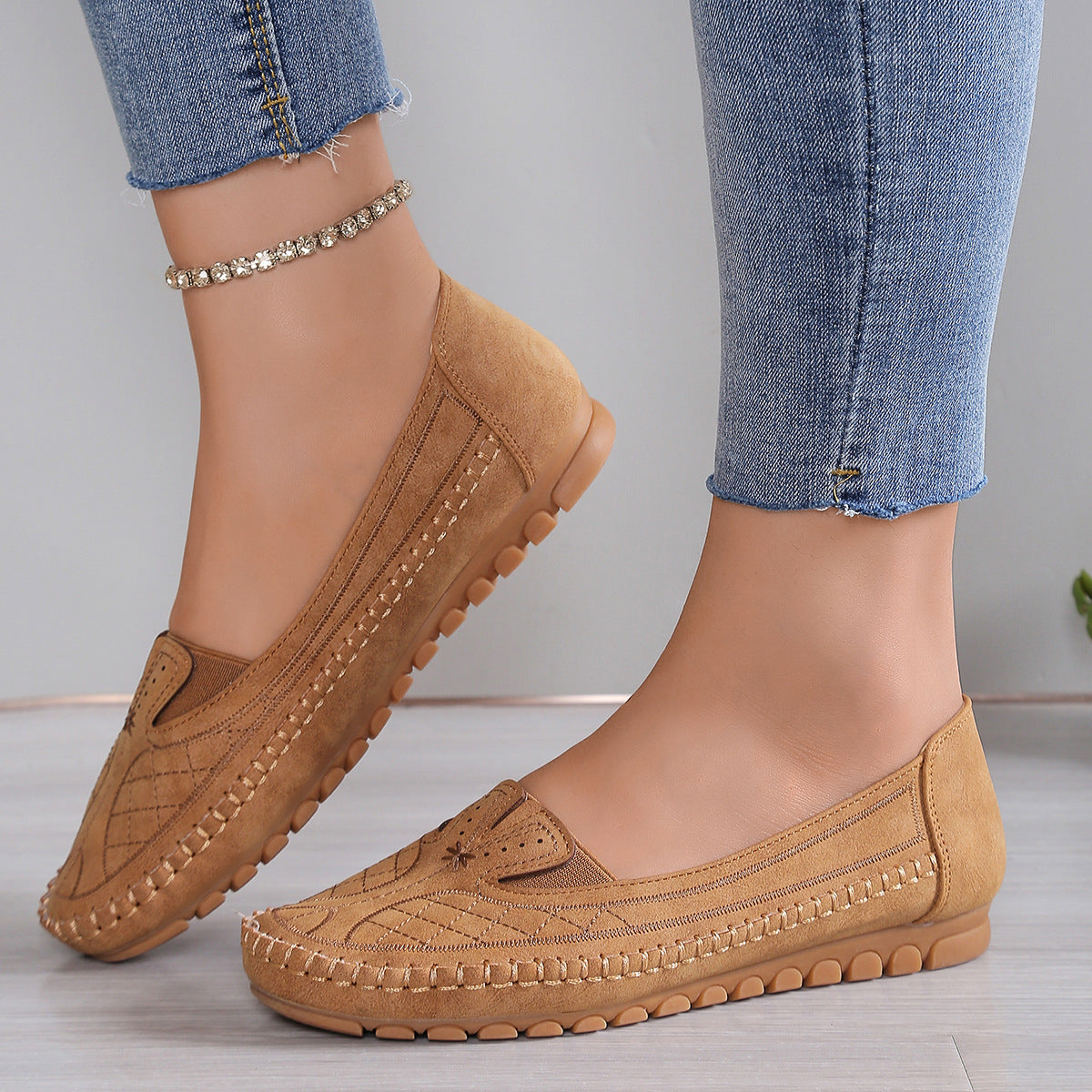 New Women's Retro Casual Flat Shoes