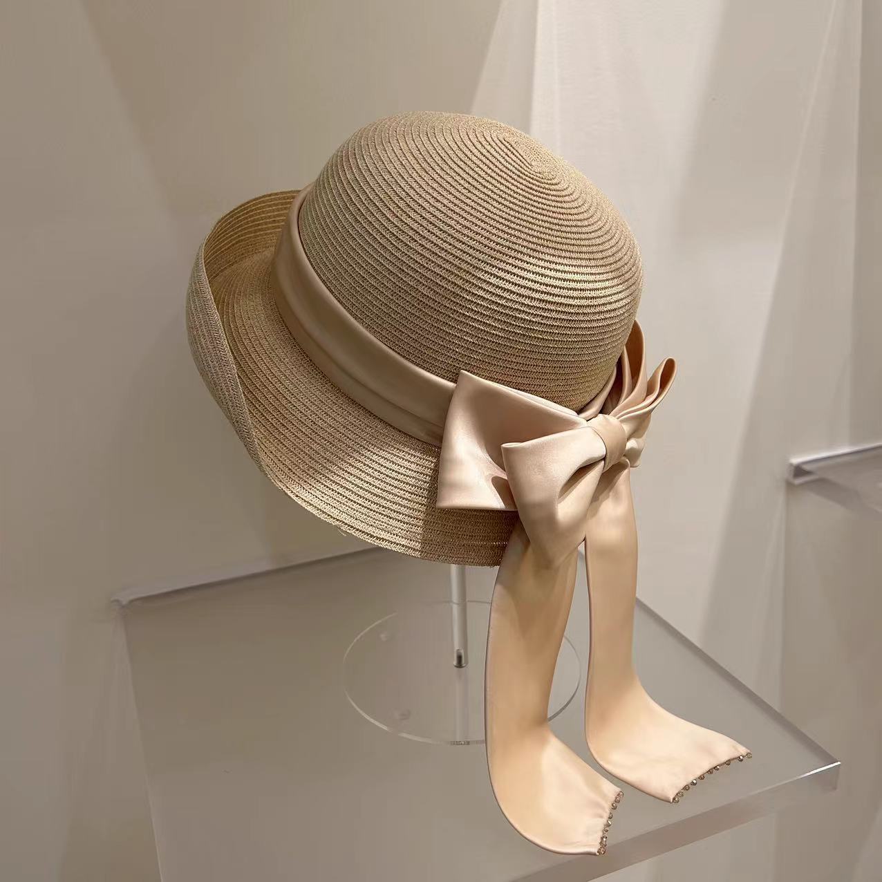 Women's Fashion Simple Large Ribbon Bow Straw Bucket Hat