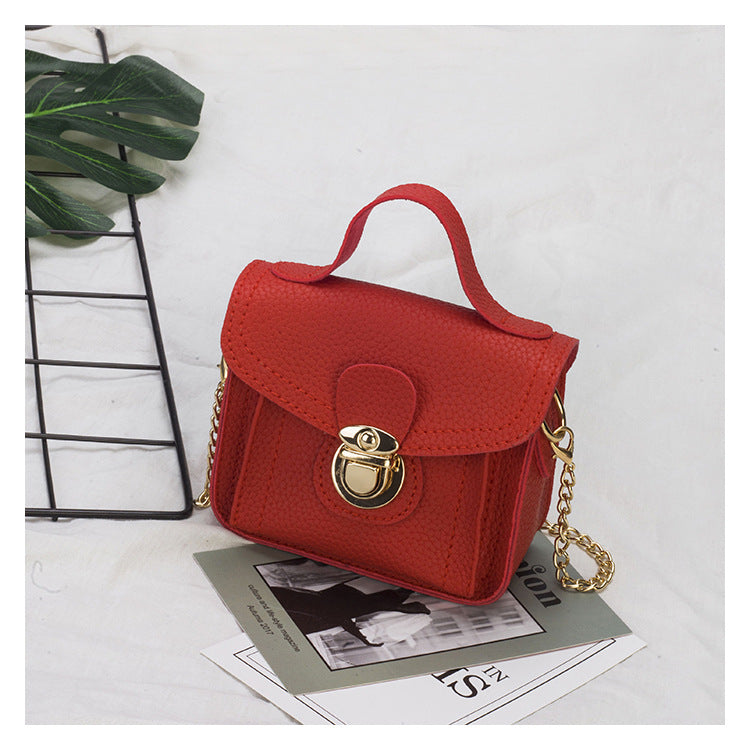 One shoulder slant cross handbag