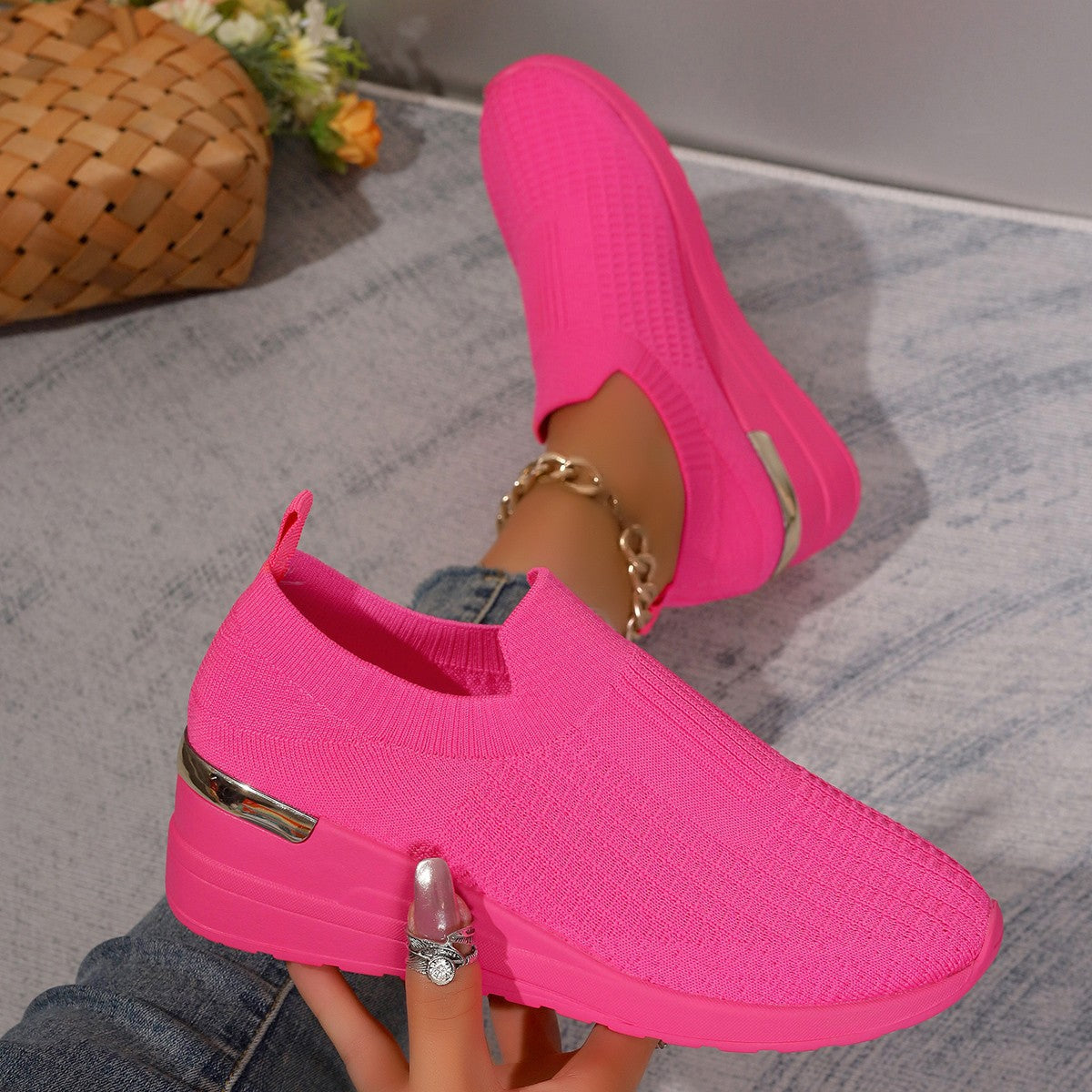 Womens Mesh Flyknit Thick-soled Breathable Casual Shoes