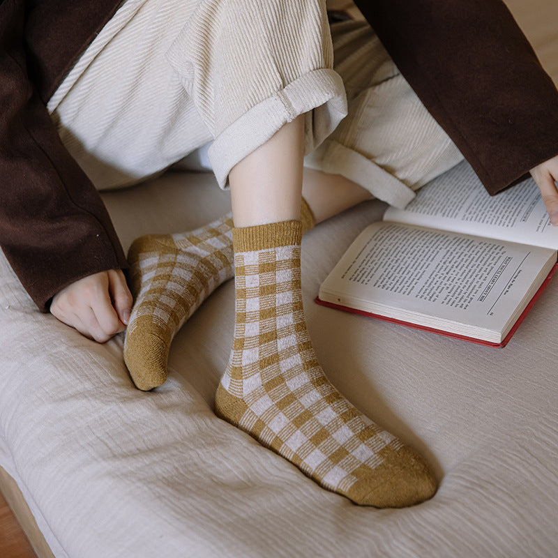 Golden Retro Tulip Mid-tube Socks Warm And Thick