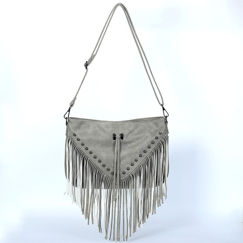 Rivet Soft Leather Tide Leisure Rivet Tassel Bag