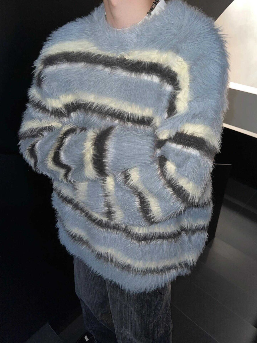 Mohairstribet sweater i blå og hvid til mænd og kvinder