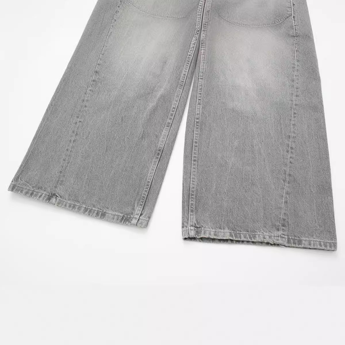 Fashionable lavtaljede bokser-jeans med brede ben