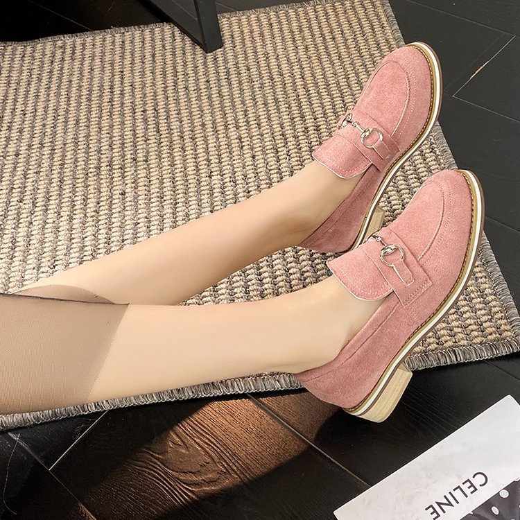 Koreansk-inspirerede lave slip-on sko med rund snude til kvinder