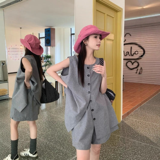 Women's Fashion Round-Neck Sleeveless Tank Top And Casual Shorts Set