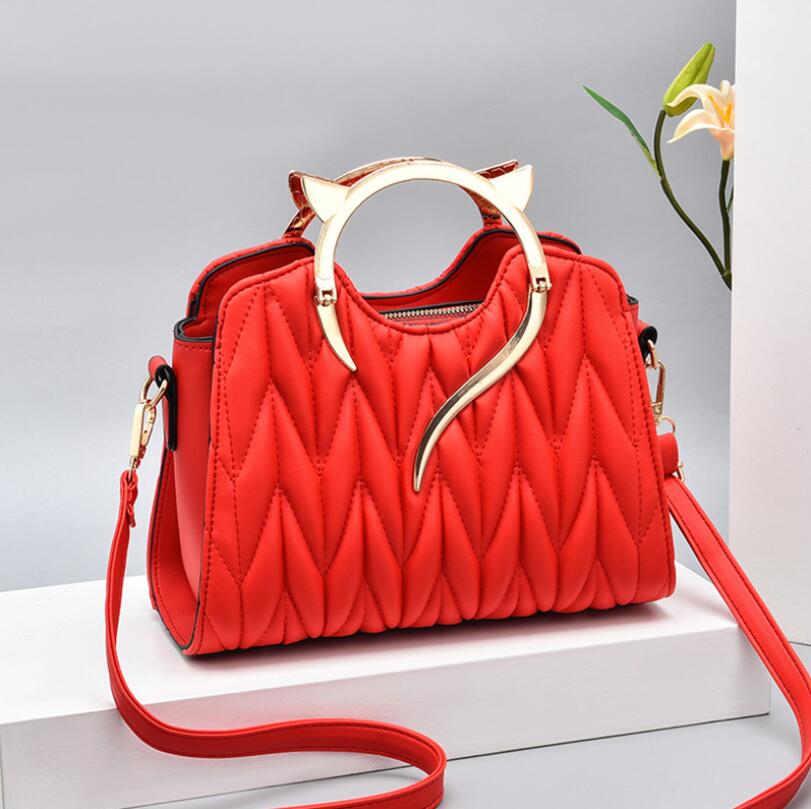 Hand Held Simple Temperament One Shoulder Messenger Bag