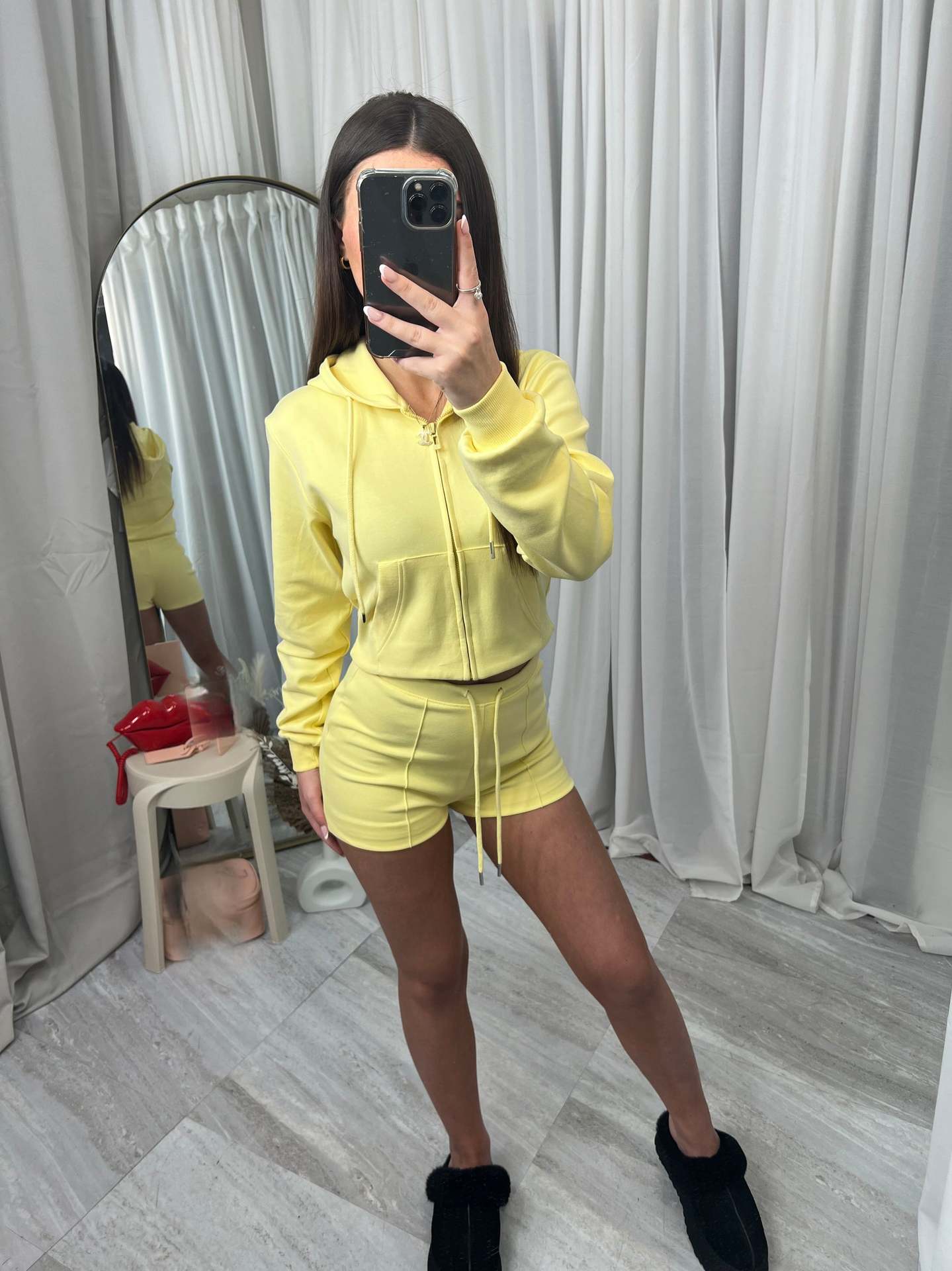 Dame Hættetrøje Oversized Sweatshirt Med Lommer Og Shorts Todelt Sæt