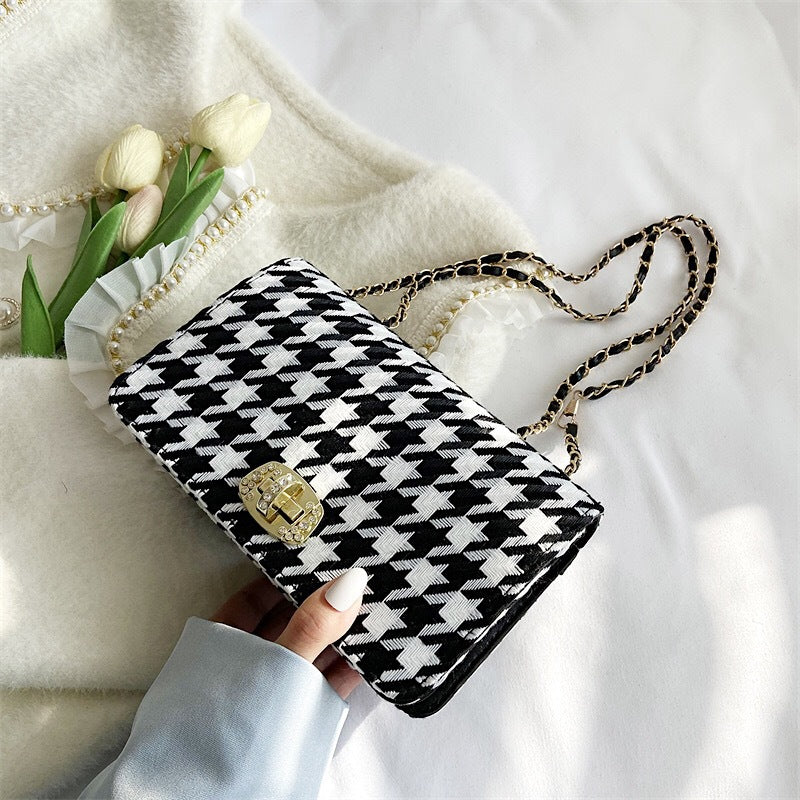 Western Style Simple Street Print Plaid One-shoulder Messenger Bag