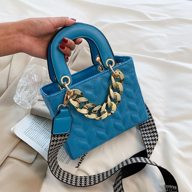 New Trendy Summer Portable Rhombus Messenger Bag