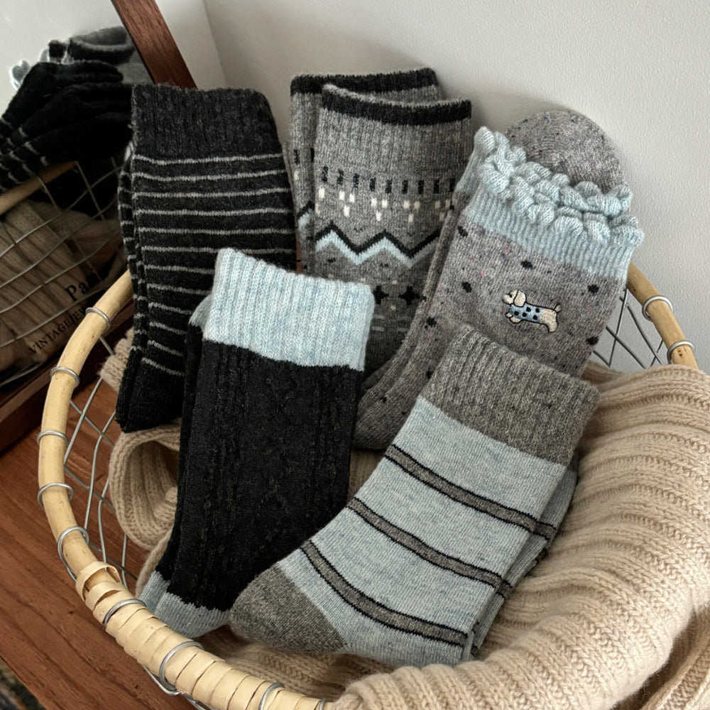 Ins-style Trendy Striped Cable-knit Mid-calf Socks