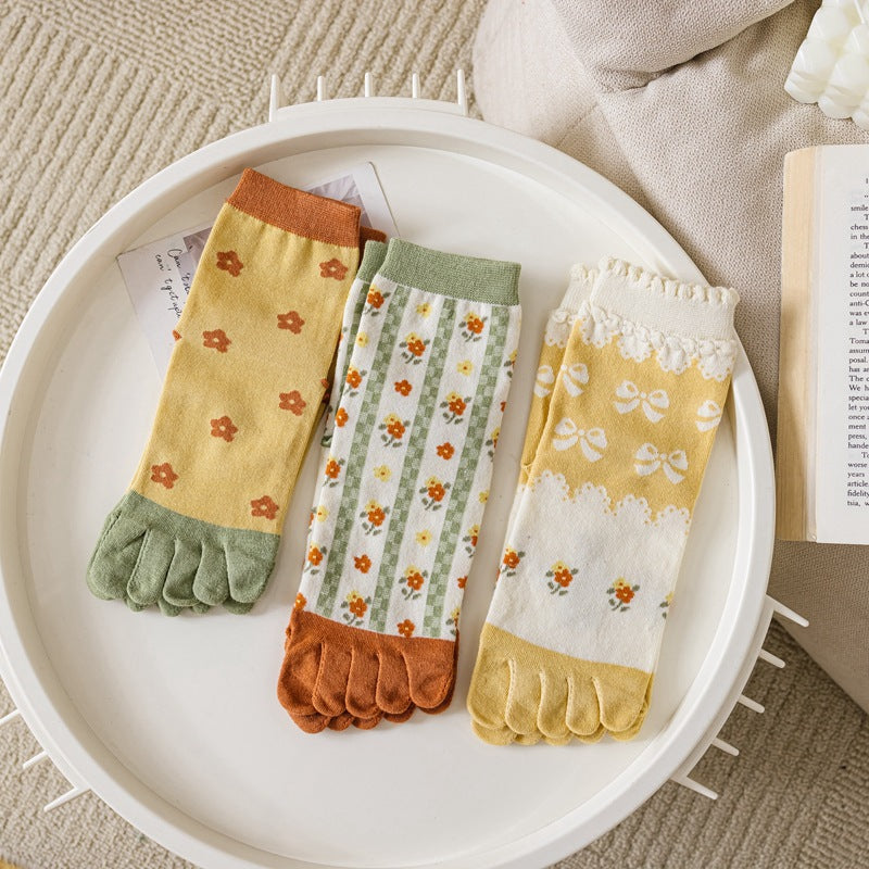 Dot Floret Japanese Finger Socks