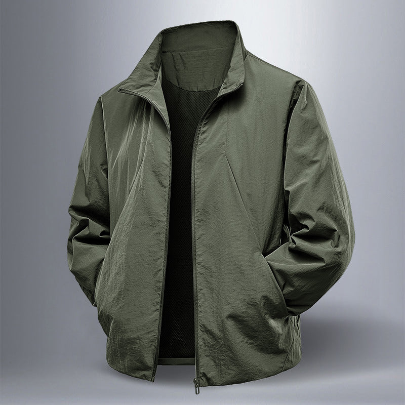 Windproof And Waterproof Zip-up Jacket That Pairs Perfectly With Any Outdoor Sport