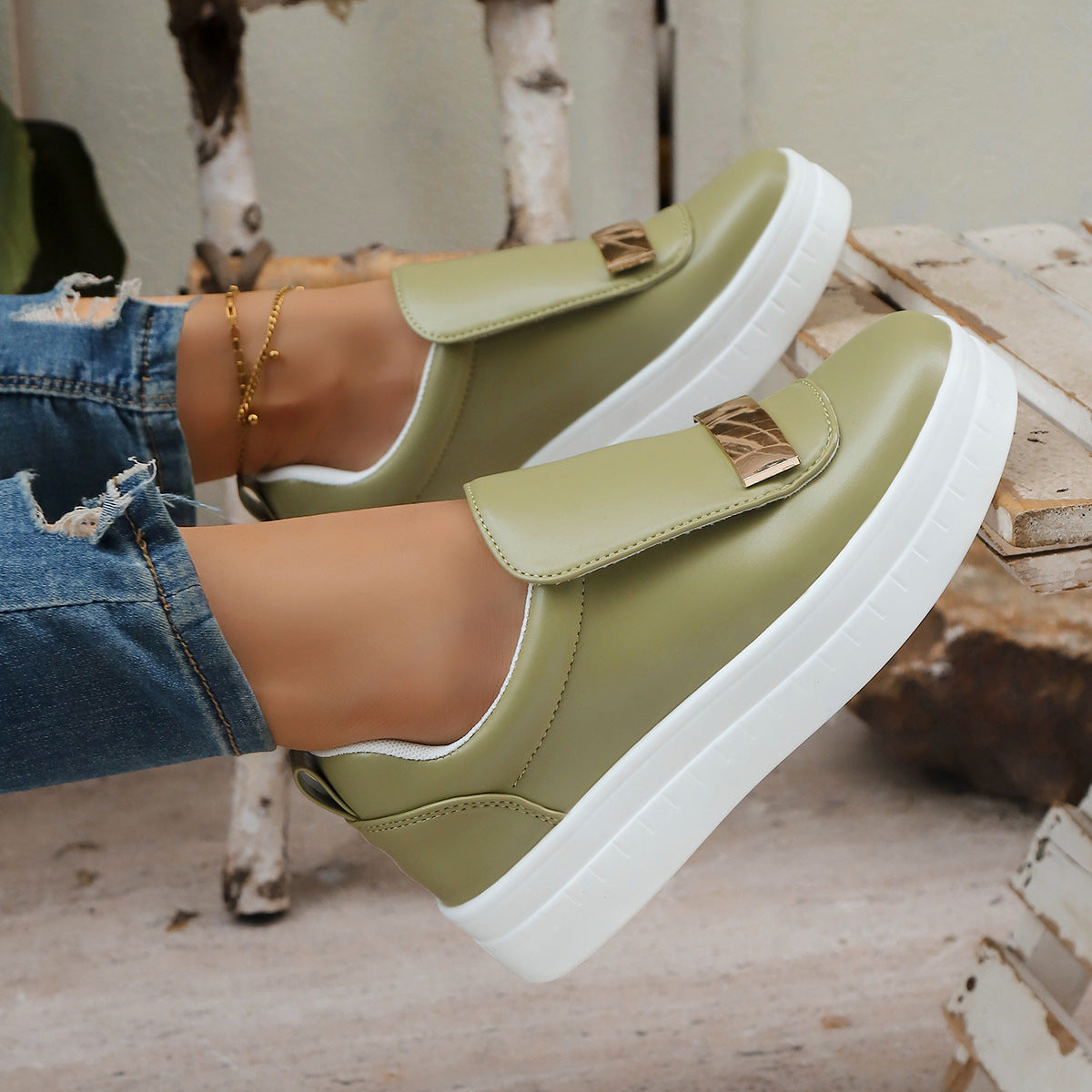 Lightweight Thick-soled Slip-on Sneakers With Velcro Closure