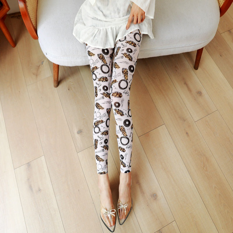 Fashionable Stretchy Mesh Pants With Printed Design
