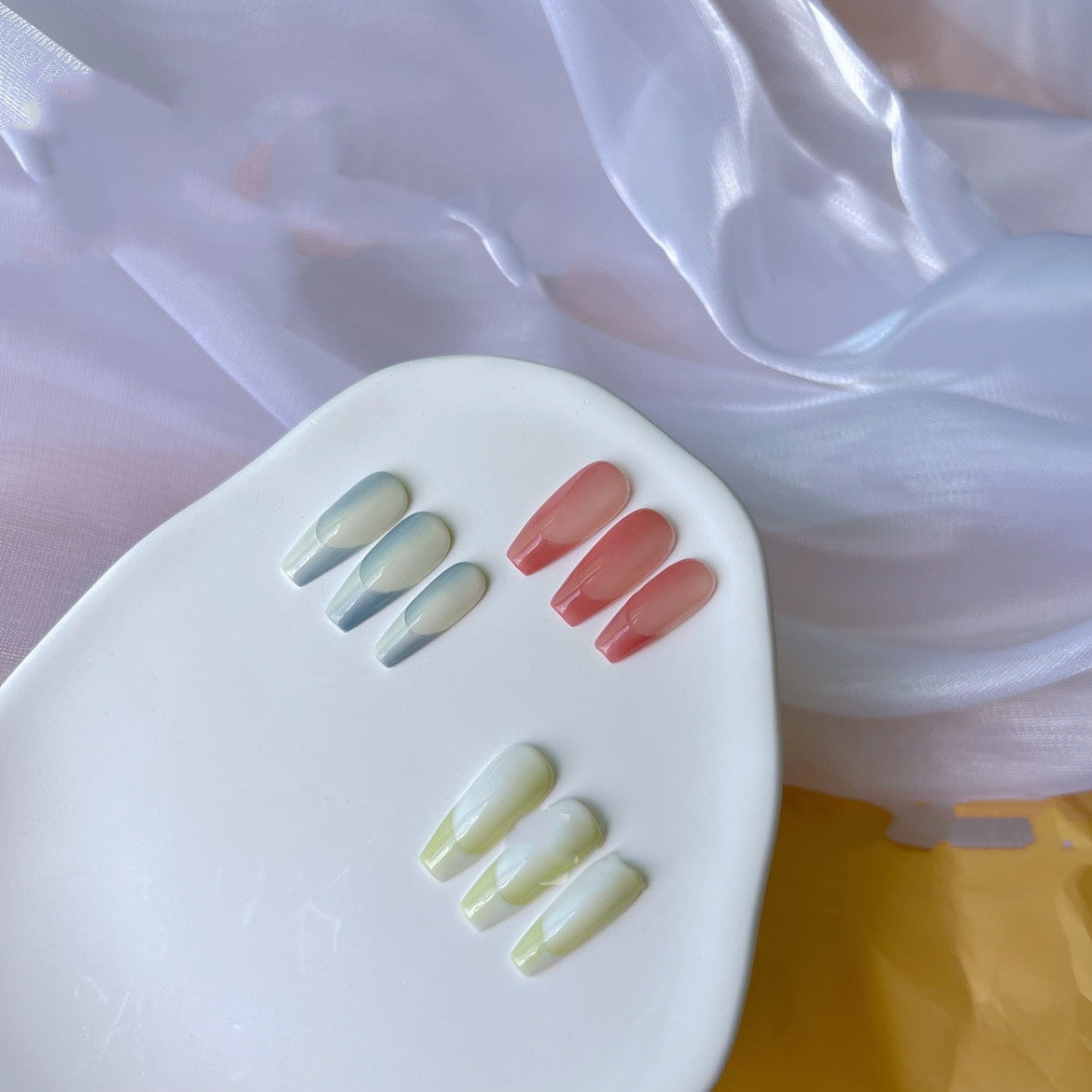 Two Tone Gradient French Wear Nail Art For Hot Girls Detachable