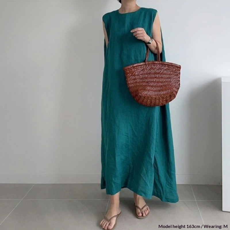 Womens Sleeveless Crew-neck Dress With Side Slit