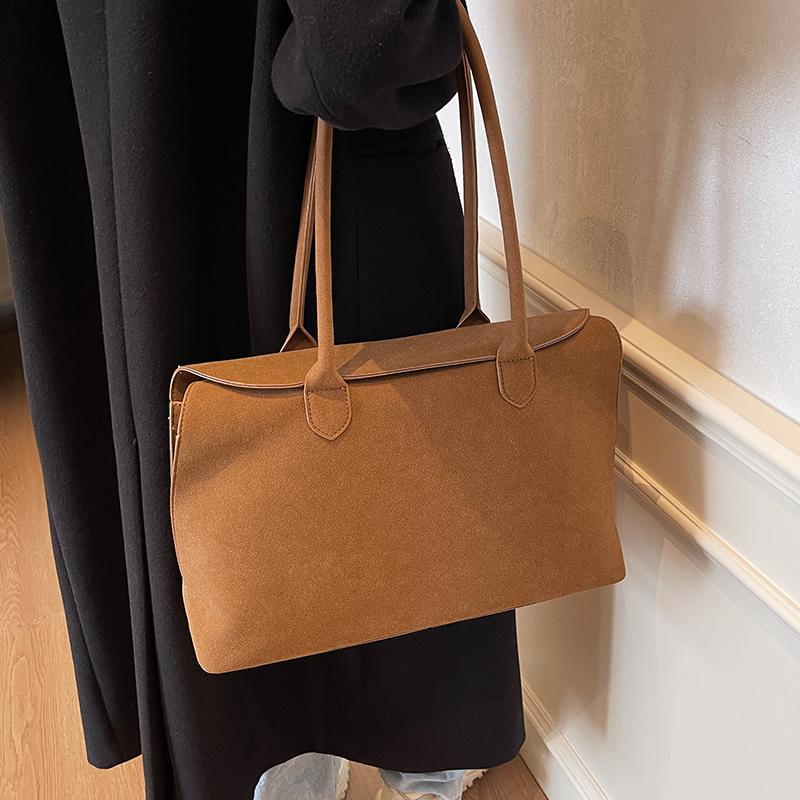 Autumn And Winter Vintage Suede Large Capacity Bag