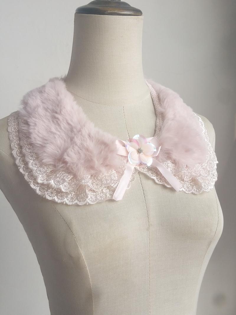 Versatile Lace With Lace And Cute Fur Collar
