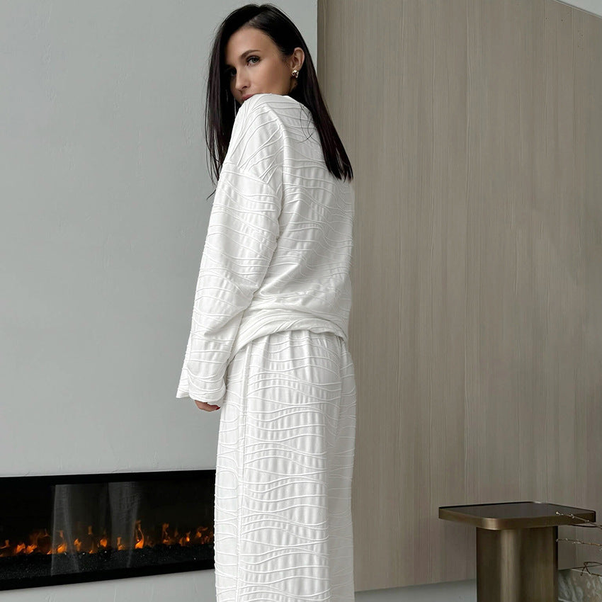 Comfortable Knitted Pajama Set With Long Sleeves And Long Pants