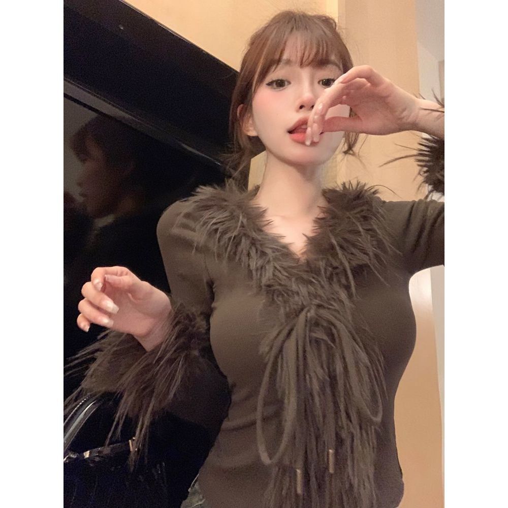 Womens Slim-fit Cropped Long-sleeve Fuzzy Top