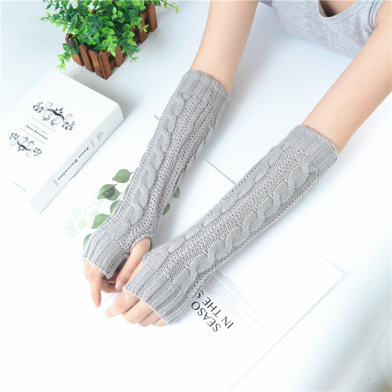 Women Knitting Warm And Simple Arm Cover